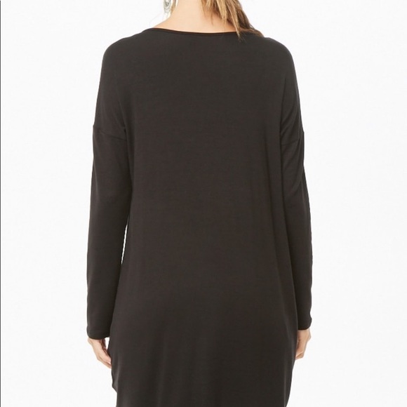 Forever 21 High Low Top - Picture 5 of 7